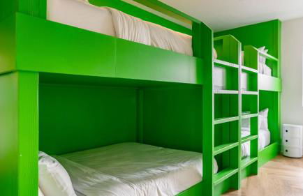 Dual Bachelor Pads w/ Rooftop Lounge & Games Sleeps 26 5 Min to Broadway - Foto 39