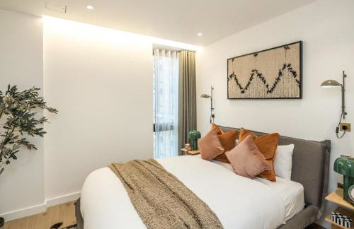 Modern 3-Bedroom Apartment near Kings Cross & Coal Drops - Photo 50
