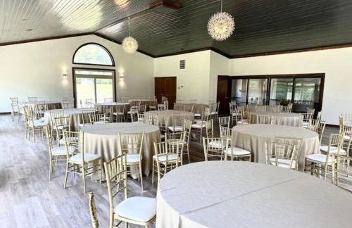 12,700 sf 8 Room Mansion on 18 acres - Foto 12