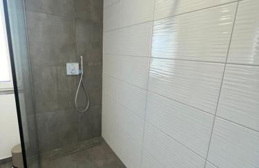 Lee-Moderne Neubauwohnung in Strandnähe - Wallbox - Foto 13