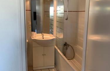 Maisonnette La Coti H5 avec piscine intérieure chauffée, accès plage à pied - Foto 9