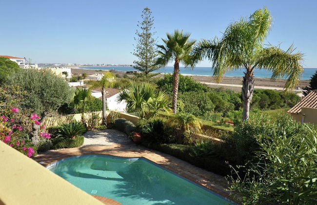 Semi-detached Villa With 1 Bedroom Located Near Meia Praia Beach - Lagos - Foto 17