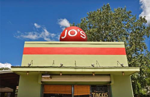 Hacienda SoCo - Fire Pit & 3 Min Walk to SoCo - Foto 63