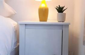 Free Parking Spacious Home - Photo 41