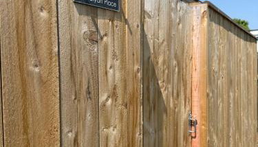 Trevelyan House - Photo 2