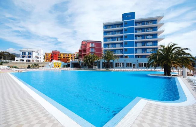 Holiday Resort Ai Pozzi Village Resort, Loano - Foto 8