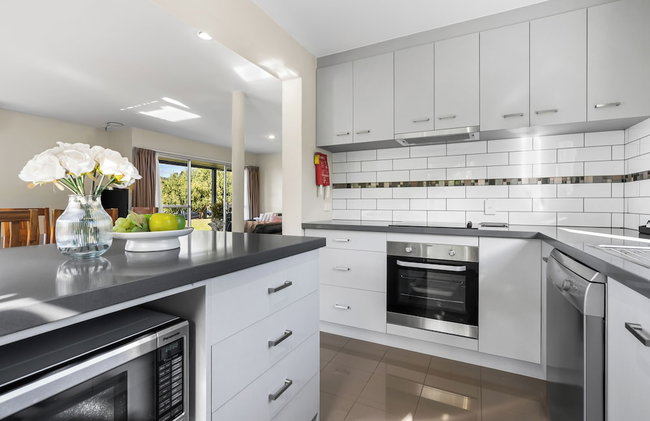 Bay View Villas - Photo 26