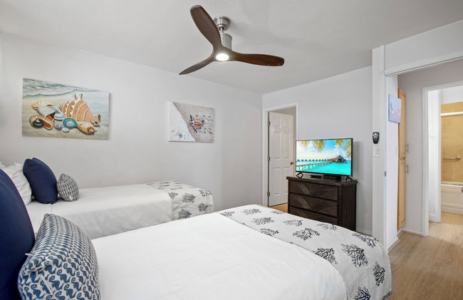 NEW KBM Resorts - FREE CAR - Garden View - Hale Ona Loa - Charming 1 Bedroom at Oceanside Resort HOL-102 - Foto 17