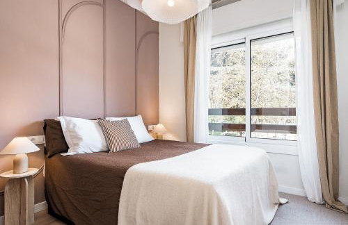 Barcelona Stadium Luxury Apartment - Photo 14