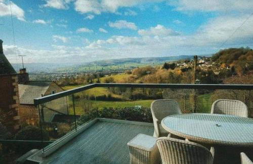 A Cotswold Cabin with Great Views and a Hot Tub - Foto 3