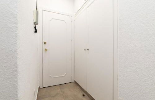 Classy VIII - Ferga Suites - Photo 11