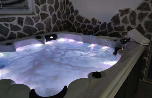 Villa Toni with 5 bedrooms and heated pool - Photo 59