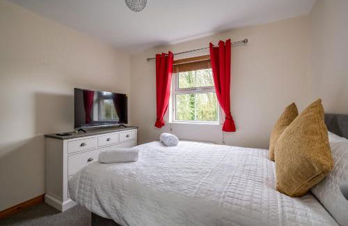 Stylish & spacious 3 bedroom entire house in Lisburn with parking - Foto 22