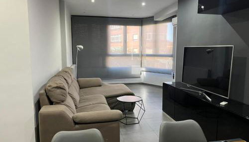 Apartamento Superior junto al Recinto Ferial de 2 dormitorios - Foto 4