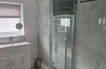 Town Centre Studio Flat - Photo 11