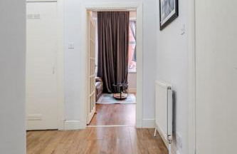 Stunning Newly Furnished Ground Floor Apartment - Foto 25