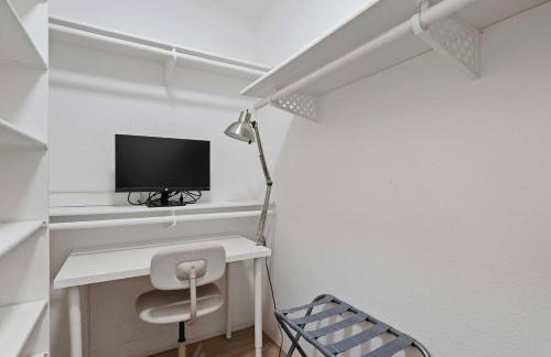 Hacienda Hideaway 3BR Desert Oasis w Pool Spa & Firepit - Foto 30