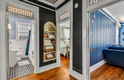 101 yr comfy Historic Home quiet private parking - Foto 8