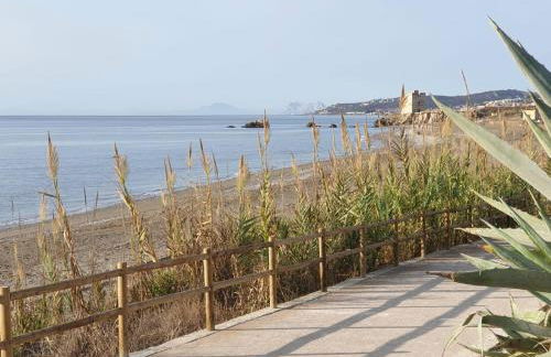 Casitamar frontline beach house rental Casares Costa near Estepona - Photo 37
