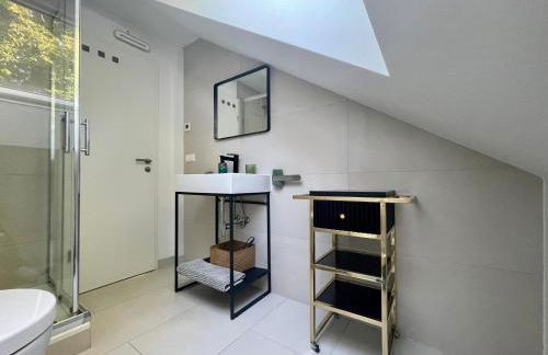 Westendperle am Olympiastadion - Foto 13