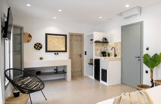 Naxos Green Village Hotel - Photo 39