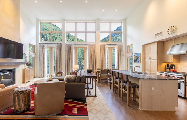 The Blake Residences - Foto 12