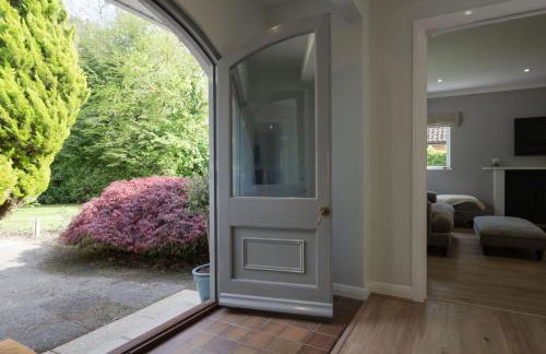 Oak Lodge - Photo 10