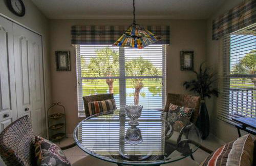 Magnificent 2 BR Lakefront Condo in Heritage Oaks - Foto 14