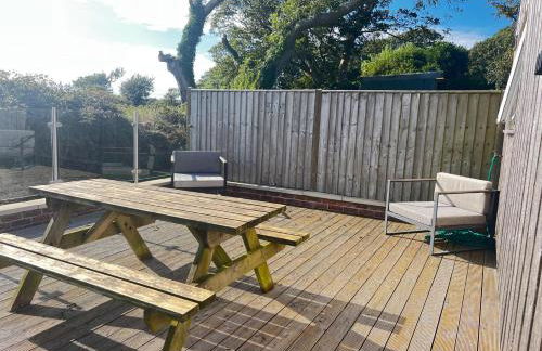 Plumstone view hot tub lodge in Pembrokeshire - Photo 13