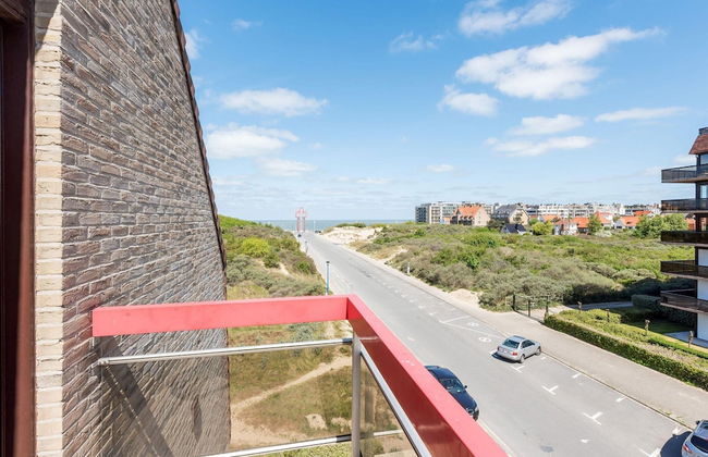 Apartment in Koksijde Near the Beach - Photo 25