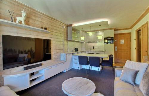 ARC 1950, Appartement 2 chambres 6 personnes, Skis aux pieds, Sauna, Hammam, Jacuzzi, Piscine intérieure et extérieure - Foto 22