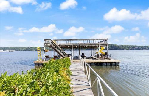 The Linn Creek Lodge Family Home with Private Dock - Foto 49