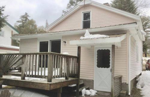 Moose Riverside Bungalow 3BR Home Old Forge NY - Foto 24