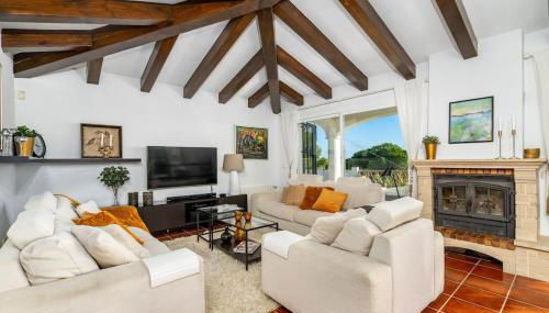 Urb Villa with pool by Costarentals- Ref 139 - Photo 1