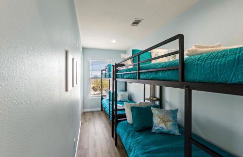 Gorgeous 4BD with Hot Tub, Golf Cart, Deck, Gourmet Kitchen - Foto 35