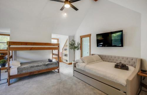 22-Acres Mansion - Pool Party Venue Games & More - Foto 45