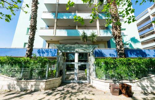 GuestHost - Bright Apartment with Terrace - Photo 45