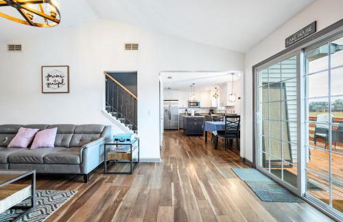 3BR Lakefront in Nashville with BBQ & Hot Tub - Foto 11