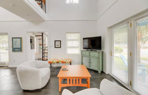 Coastal North Carolina Abode - Rooftop Water Views - Foto 3