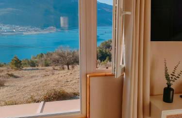 Family Villa Overlooking Lake Serre-Ponçon - Foto 6