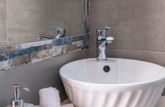 Gregory's House - Photo 30