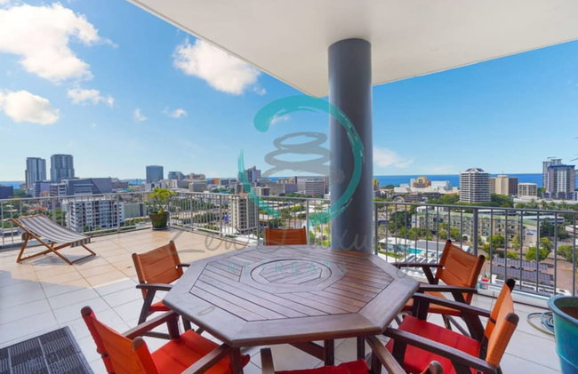 Pinnacle Penthouse Escape Panoramic Views Pool - Photo 8