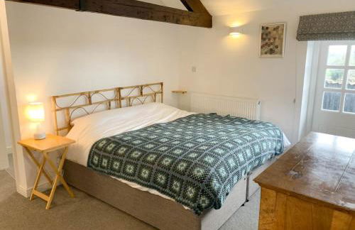 2 Stable Cottage, Llanbethery - Foto 2