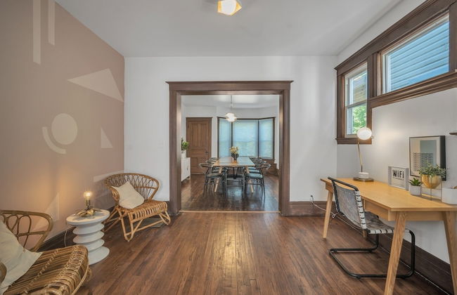 Pet Friendly 5BR Home near Downtown Detroit by RedAwning - Photo 5