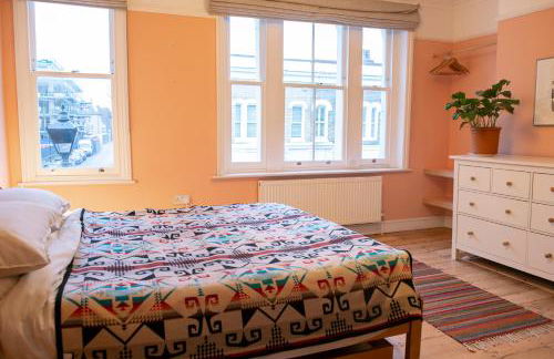 Stunning 3-bedroom townhouse in superb location - Foto 8