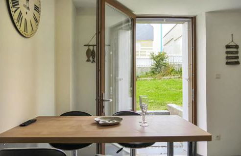 1 Bedroom Cozy Apartment In Pirou - Foto 9