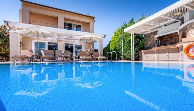 Villa Penelope with Private Heated Pool - Photo 2, Image principale