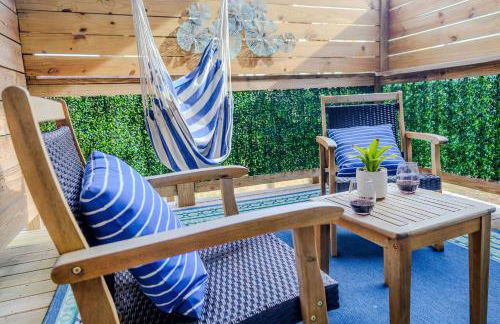 Jennifer's Stylish Apt Private Deck Backyard Oasis - Foto 31