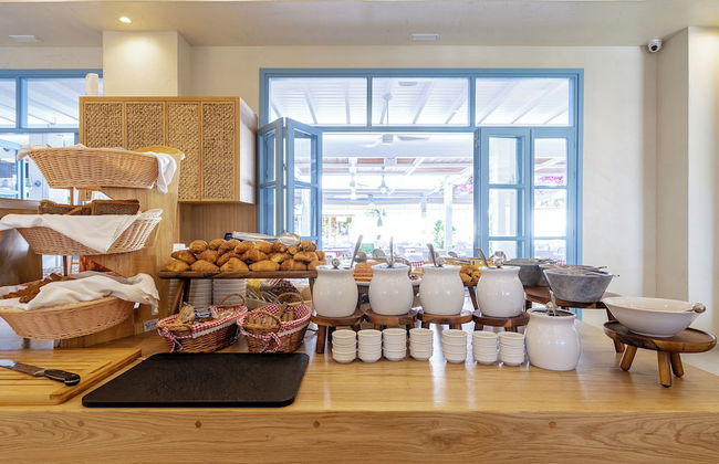 Mythos Suites Hotel - Photo 32