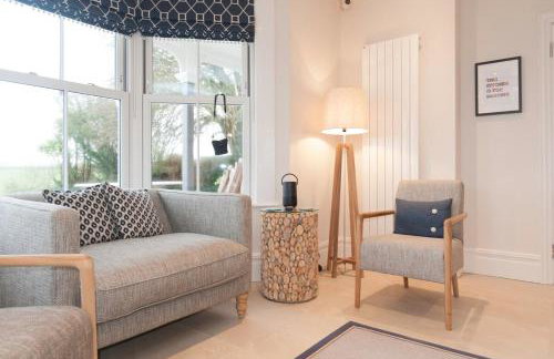 Ultimate Coastal Luxury - 5 Bed, Spacious, Parking, Hot Tub - Foto 60